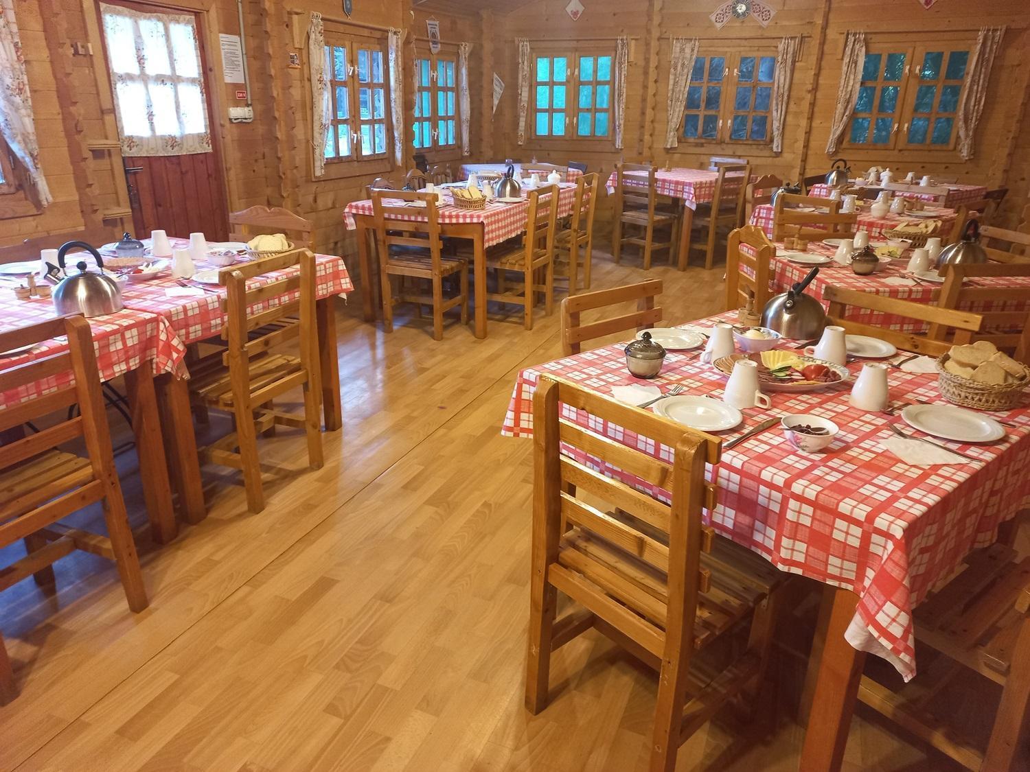 Casa Edelweiss - Gyopar - Flore De Colt Rimetea Bagian luar foto